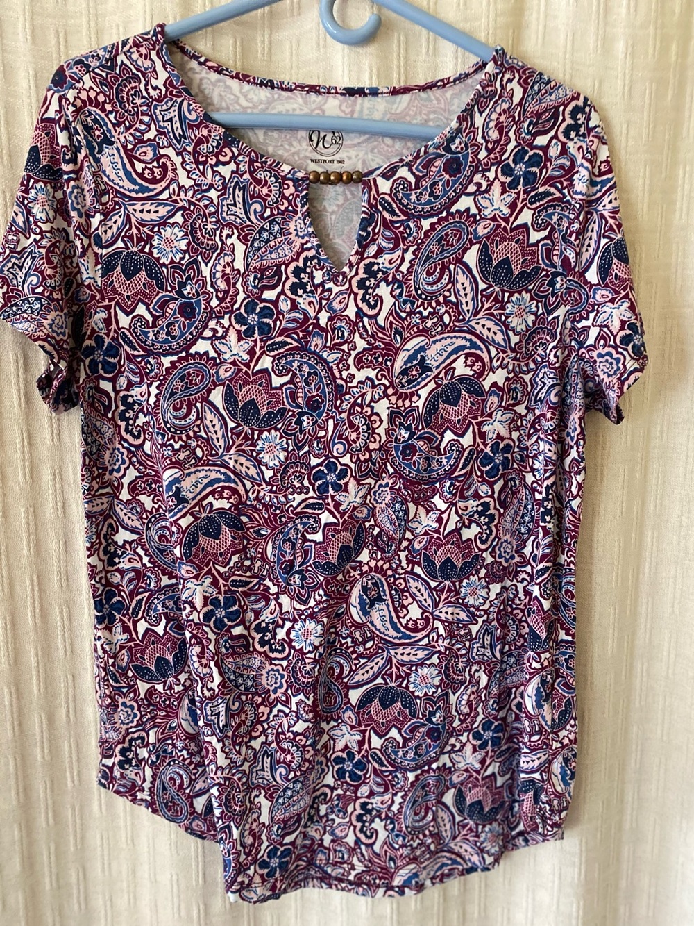 Westport 1962 Short Sleeve Paisley Print Top in Burgundy and Navy (Size L)
